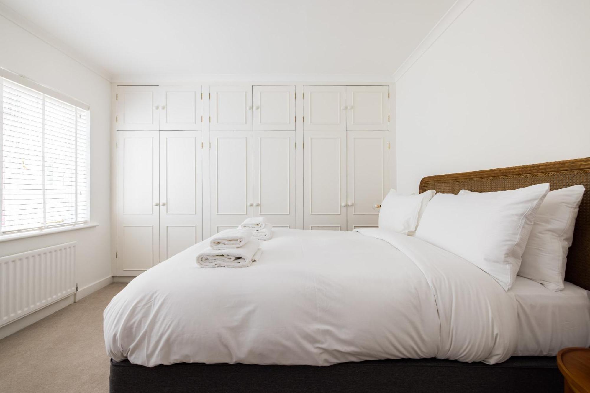 The Little Blue Dream - Sleeps 6 Apartment